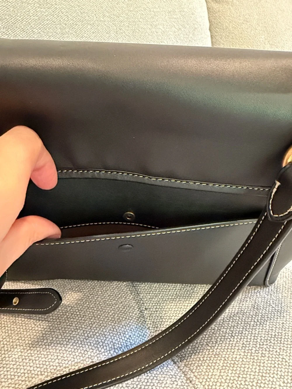 Coach 1941 Courier Carryall with fainted dents - Picture 4 of 13